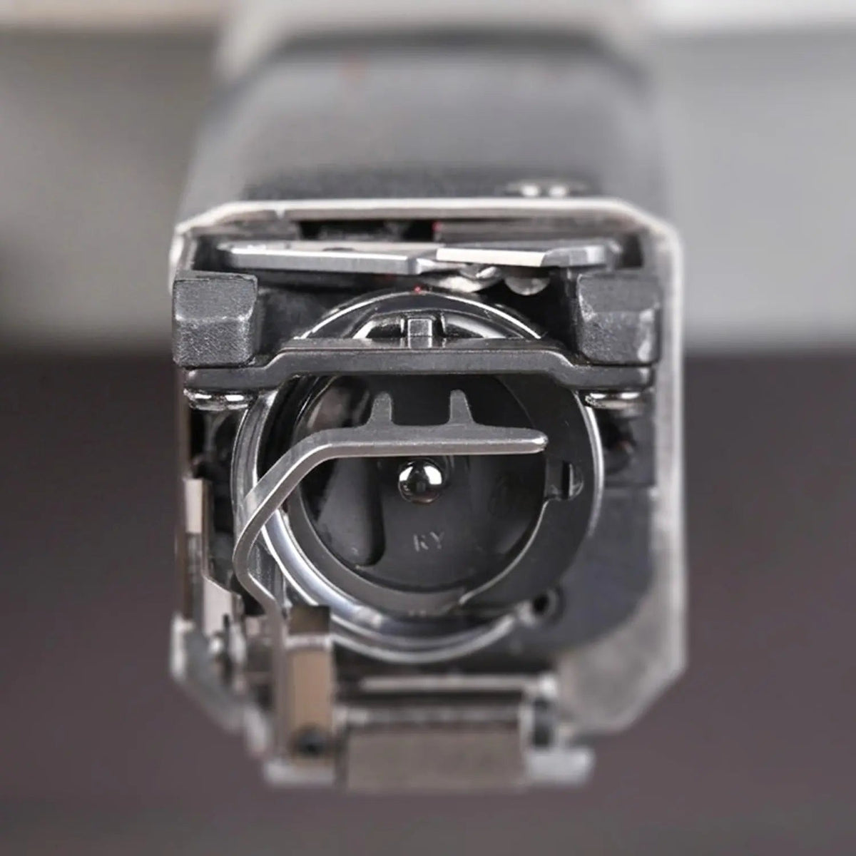 Rotary hook