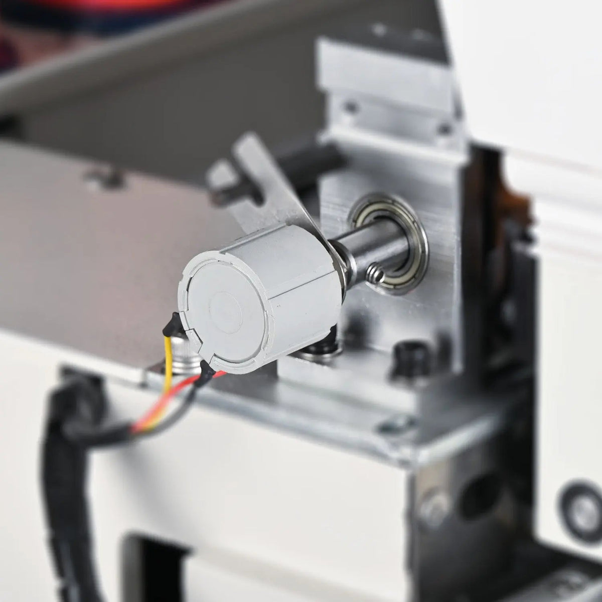 Colour change potentiometer